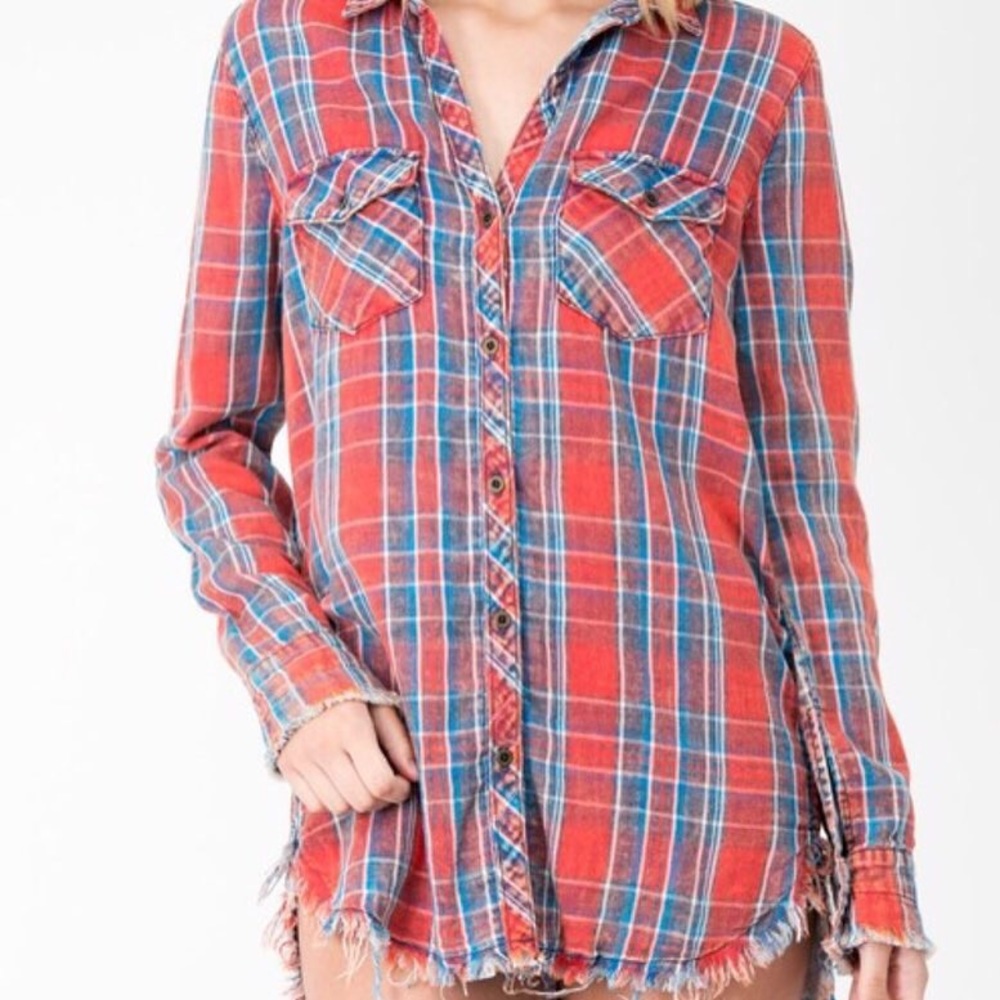 Red & blue flannel shirt.